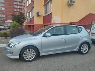 2011 Hyundai i30 I Рестайлинг, серый, 780000 рублей, вид 5