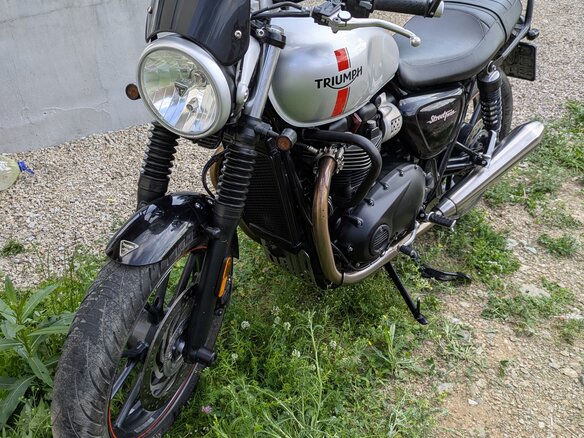 2016 Triumph Street Twin, серый, 700000 рублей - вид 5