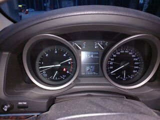 2013 Toyota Land Cruiser 200 Series Рестайлинг 1, чёрный, 3900000 рублей, вид 2