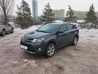 2015 Toyota RAV4 IV (XA40), чёрный, 1900000 рублей, вид 1