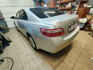 2009 Toyota Camry VI (XV40) Рестайлинг, серебристый, 1400000 рублей, вид 2