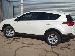2013 Toyota RAV4 IV (XA40), белый, 1880000 рублей, вид 1
