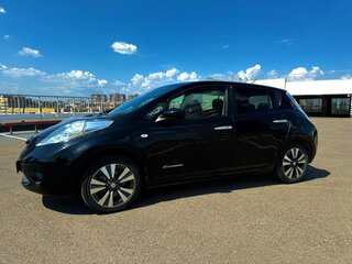 2016 Nissan Leaf 30kWh I (ZE0/AZE0), чёрный, 900000 рублей, вид 4