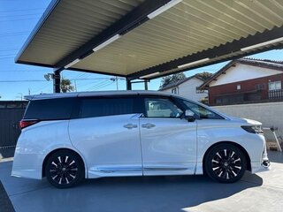 2024 Toyota Alphard IV, белый, 8100000 рублей, вид 4