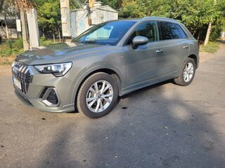 2019 Audi Q3 35 TDI II (F3), серый, 3499000 рублей, вид 2