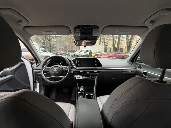 2020 Hyundai Sonata VIII (DN8), белый, 2000000 рублей - вид 17