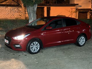 2019 Hyundai Solaris II, красный, 1790000 рублей, вид 1