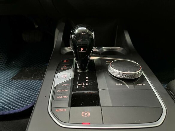 2020 BMW 1 серии 118d III (F40), синий, 2900000 рублей - вид 6