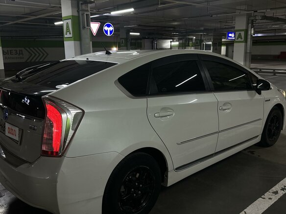 2012 Toyota Prius III Рестайлинг (XW30), белый, 1320000 рублей - вид 6