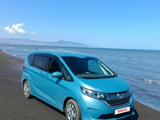 2018 Honda Freed II, голубой, 2000000 рублей, вид 2