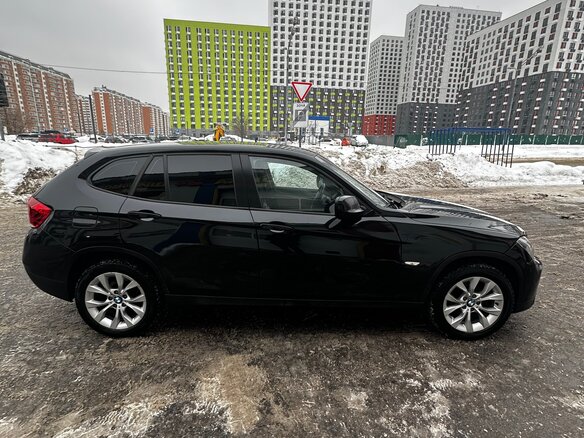 2010 BMW X1 20d I (E84), чёрный, 1000000 рублей - вид 18