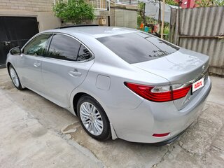 2014 Lexus ES 250 VI, серебристый, 2250000 рублей, вид 4