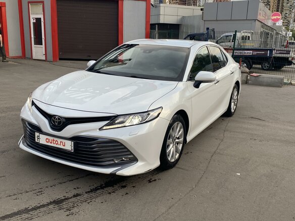2018 Toyota Camry VIII (XV70), белый, 2500000 рублей - вид 37