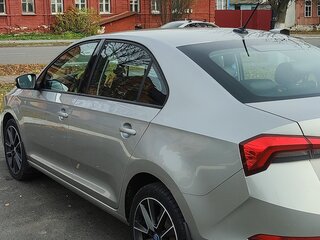 2021 Skoda Rapid II, серебристый, 1750000 рублей, вид 2