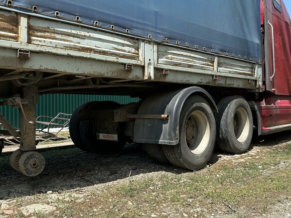1998 Freightliner Century Class, красный, 1100000 рублей - вид 5