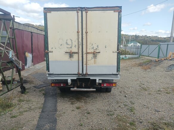 2000 ГАЗ ГАЗель (3302), жёлтый, 830000 рублей - вид 5