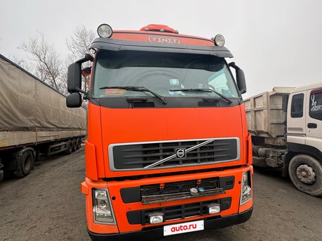 2013 Volvo FH, оранжевый, 4800000 рублей, вид 1