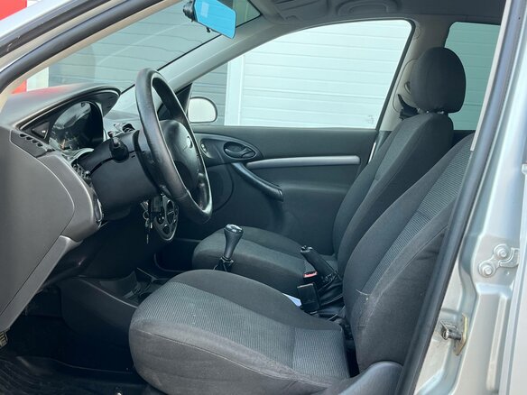 2005 Ford Focus I Рестайлинг, серый, 249999 рублей - вид 10