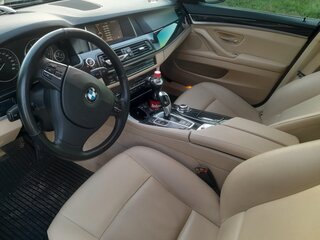 2013 BMW 5 серии 520i VI (F10/F11/F07) Рестайлинг, чёрный, 1600000 рублей, вид 5