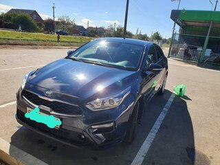 2019 Kia Cerato IV, голубой, 1750000 рублей, вид 3