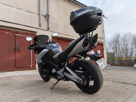 2008 Suzuki B-King, серый, 1100000 рублей, вид 5