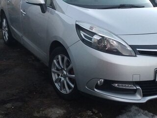 2013 Renault Scenic Grand III Рестайлинг 2, серебристый, 1250000 рублей, вид 2