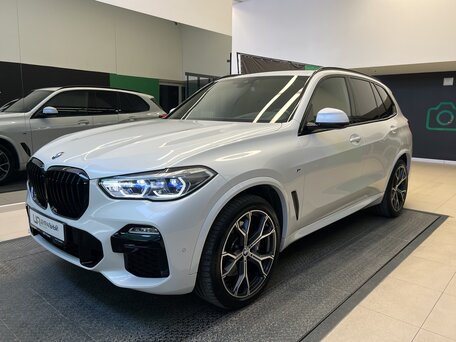 2021 BMW X5 30d IV (G05/G18), белый, 7700000 рублей, вид 2