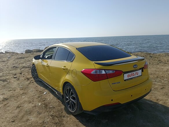 2014 Kia Cerato III, жёлтый, 1200000 рублей - вид 2