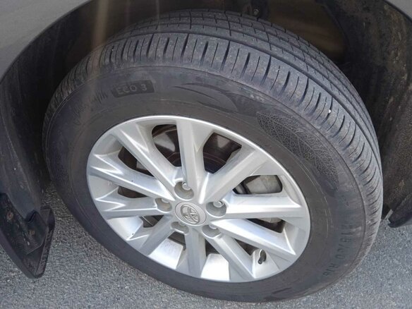 2014 Toyota Camry VII (XV50), серый - вид 18