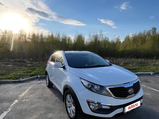 2011 Kia Sportage III, белый, 1350000 рублей, вид 5