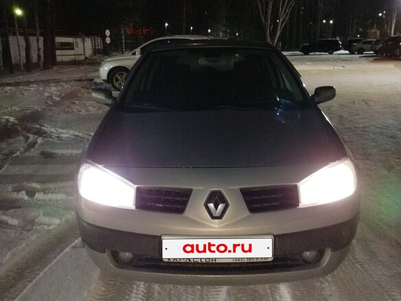 2003 Renault Megane II, серый, 357000 рублей - вид 1