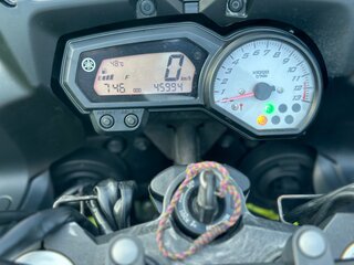 2011 Yamaha FZ8, белый, 550000 рублей, вид 4