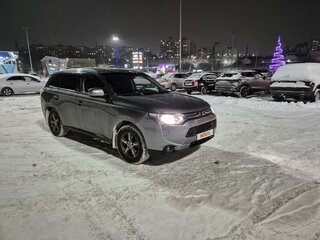 2012 Mitsubishi Outlander III, серый, 830000 рублей, вид 3