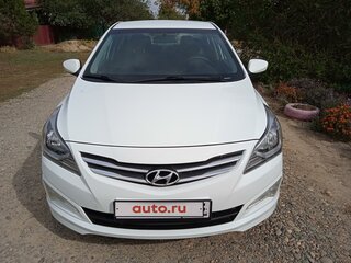 2015 Hyundai Solaris I Рестайлинг, белый, 1150000 рублей, вид 2