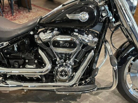 2023 Harley-Davidson Fat Boy, чёрный, 3300000 рублей - вид 10