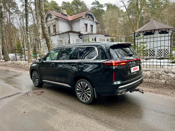 2022 Exeed VX I, чёрный, 2700000 рублей
