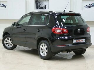 2011 Volkswagen Tiguan I, чёрный, 1699999 рублей, вид 2