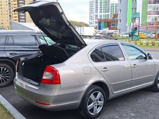 2011 Skoda Octavia II (A5) Рестайлинг, серый, 850000 рублей, вид 5