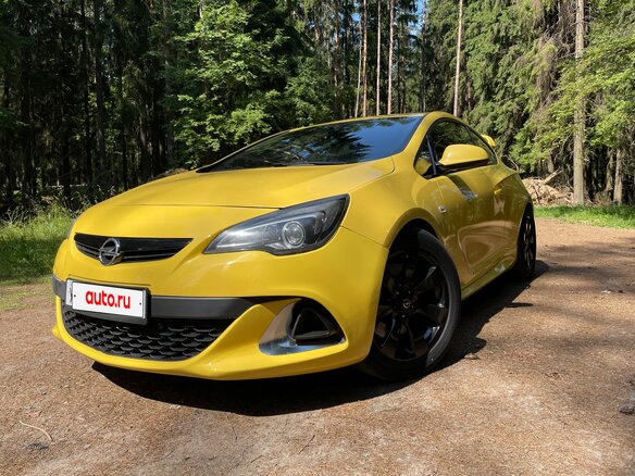 2013 Opel Astra OPC J, жёлтый, 1100000 рублей - вид 2
