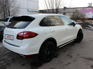 2011 Porsche Cayenne II (958), белый, 1450000 рублей, вид 4