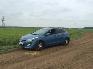 2013 Hyundai i30 II, голубой, 1000000 рублей, вид 2