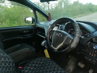 2019 Toyota Noah III (R80) Рестайлинг, серый, 2600000 рублей, вид 5