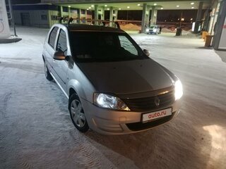 2014 Renault Logan I Рестайлинг, серебристый, 1000000 рублей, вид 1