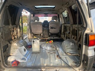 1995 Mitsubishi Delica IV, серый, 950000 рублей, вид 2