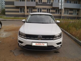 2017 Volkswagen Tiguan II, белый, 2550000 рублей, вид 2