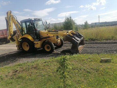 2007 New Holland B90B, жёлтый, 3990000 рублей, вид 4