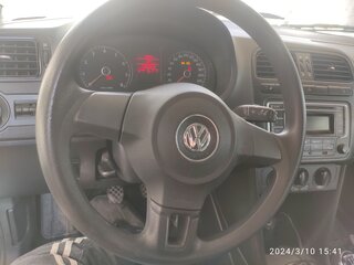 2013 Volkswagen Polo V, белый, 750000 рублей, вид 3