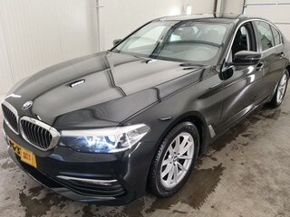 2017 BMW 5 серии 520d VII (G30/G31/G38), чёрный, 1950000 рублей, вид 1