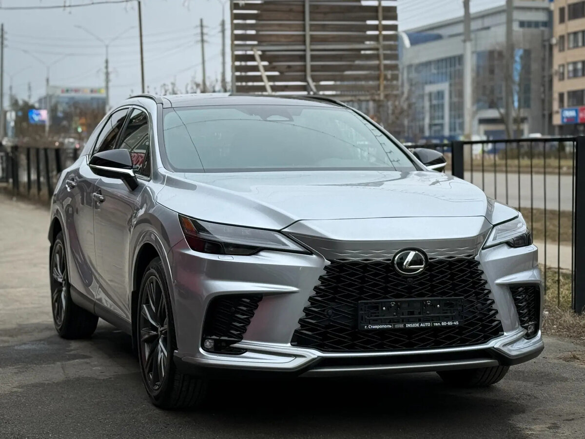 Открыть фотографии: Lexus RX V