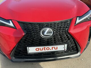 2019 Lexus UX 200 I, красный, 3200000 рублей, вид 4